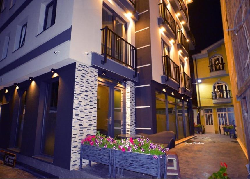 Comfort Hotel ストルガ エクステリア 写真