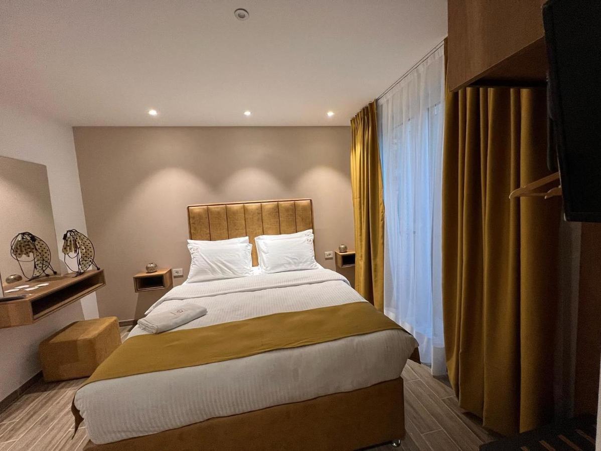 Comfort Hotel ストルガ エクステリア 写真