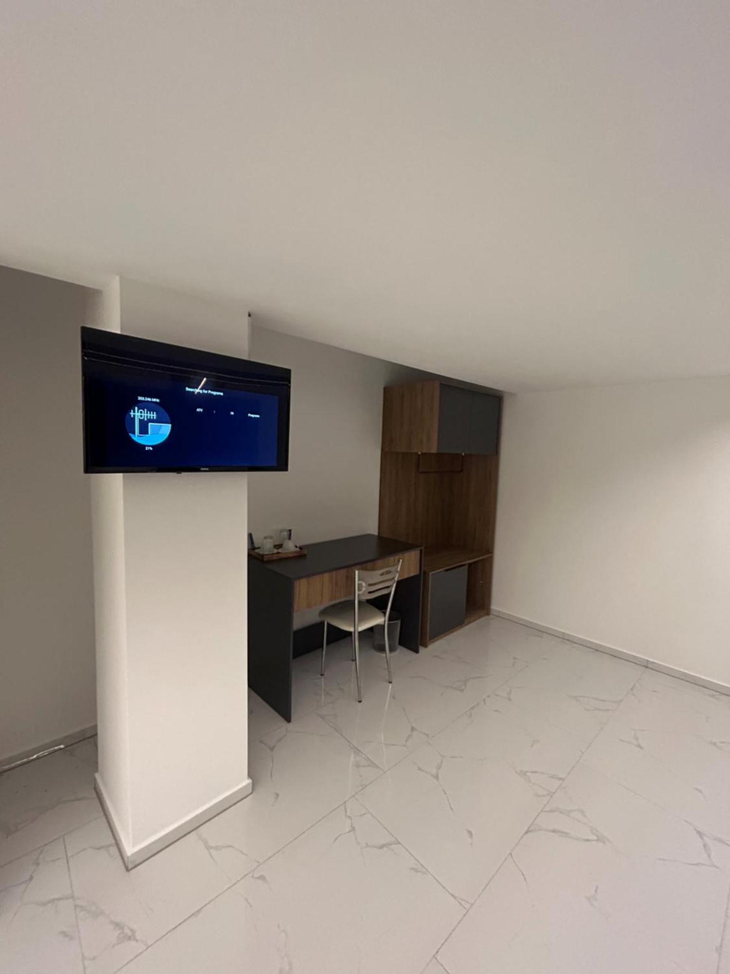 Comfort Hotel ストルガ エクステリア 写真