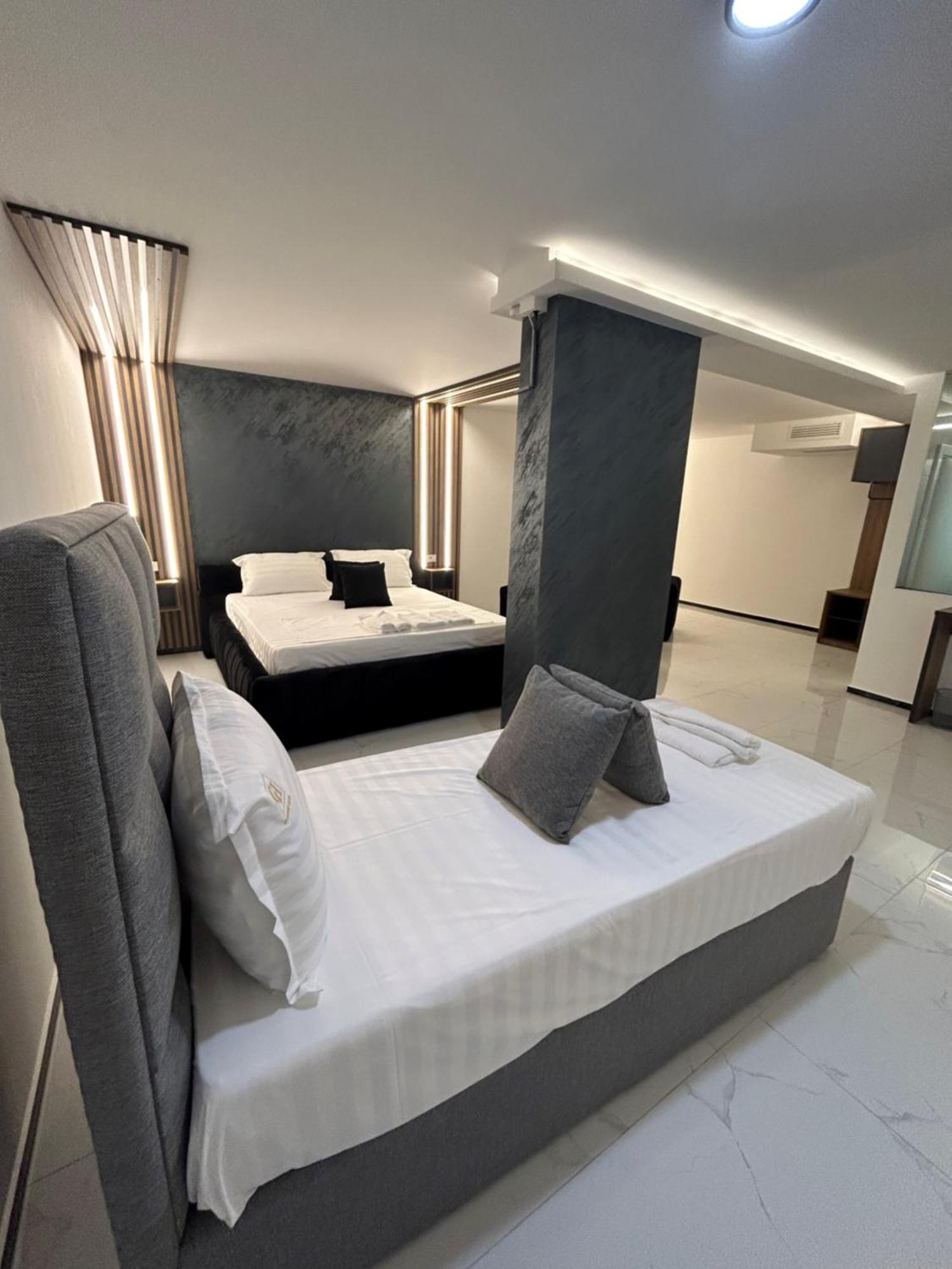 Comfort Hotel ストルガ エクステリア 写真