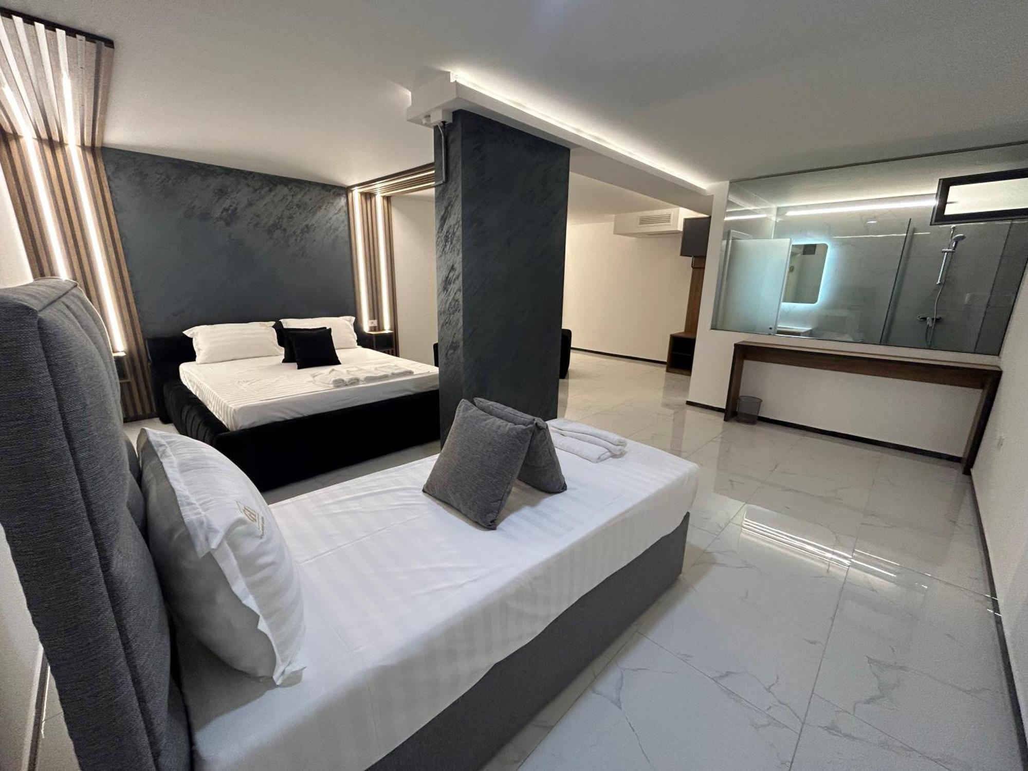 Comfort Hotel ストルガ エクステリア 写真