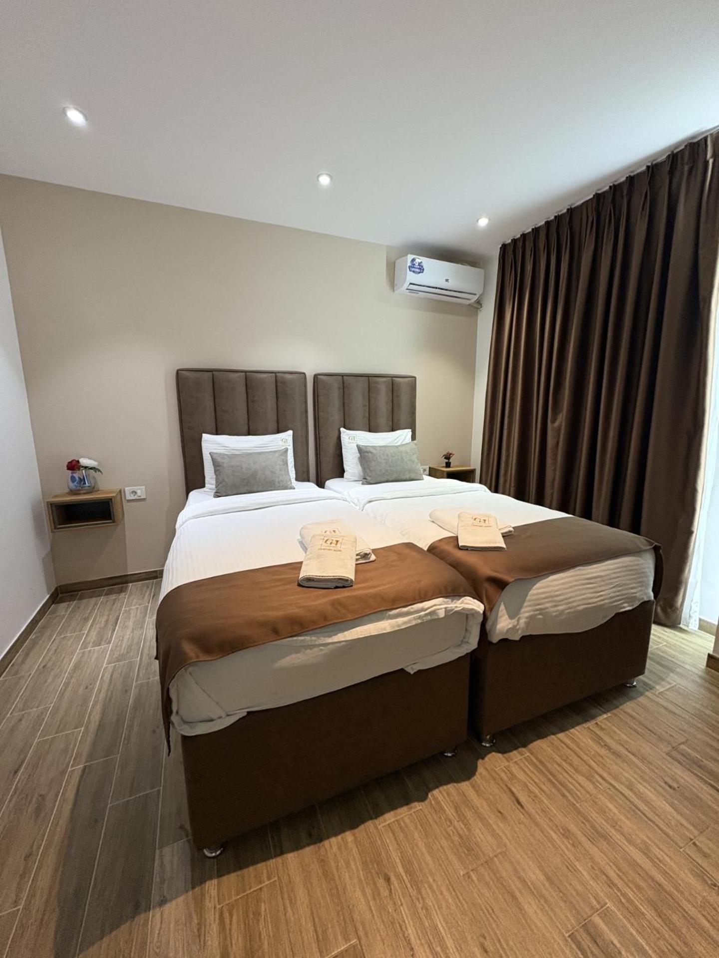 Comfort Hotel ストルガ エクステリア 写真