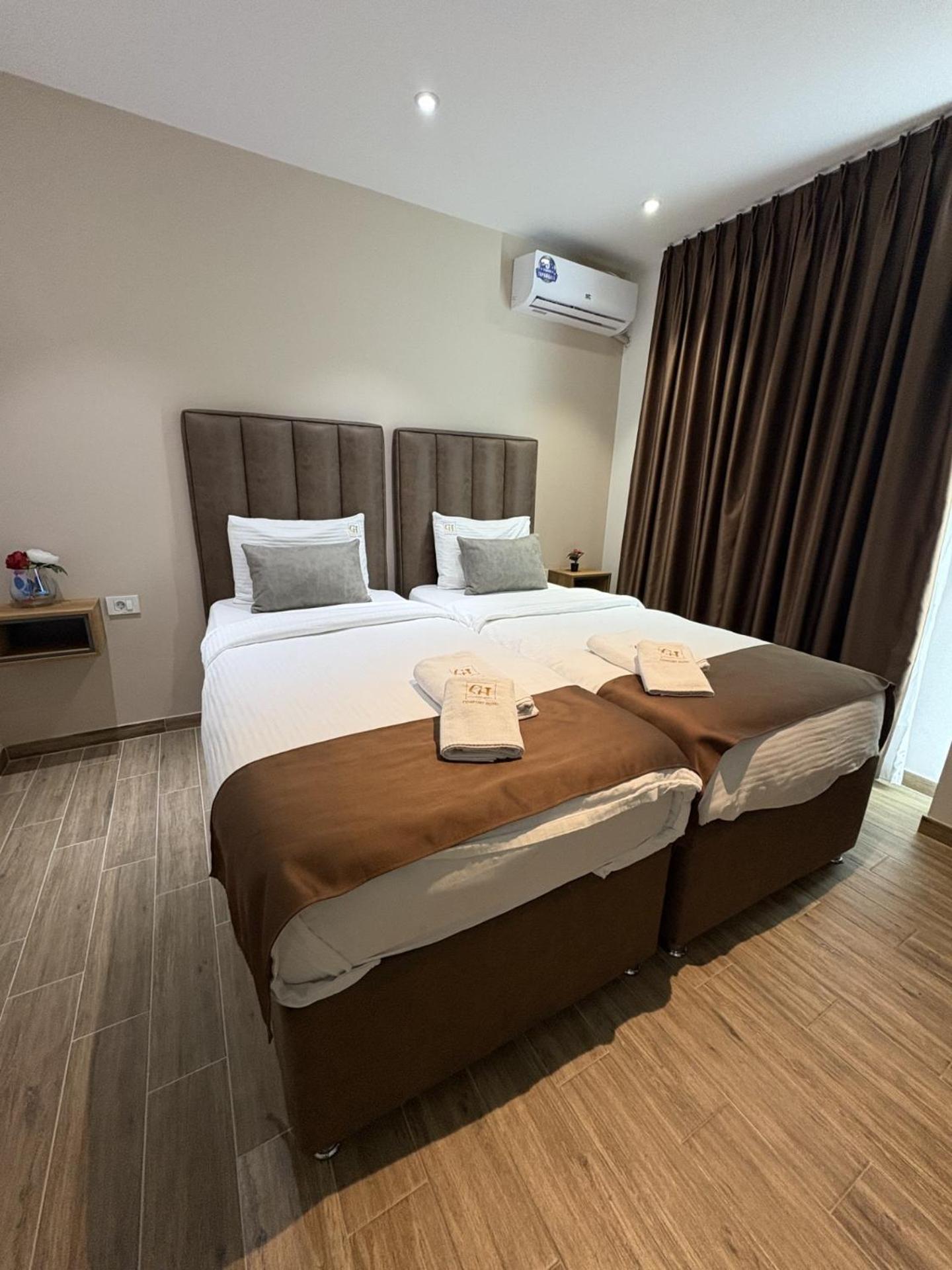 Comfort Hotel ストルガ エクステリア 写真