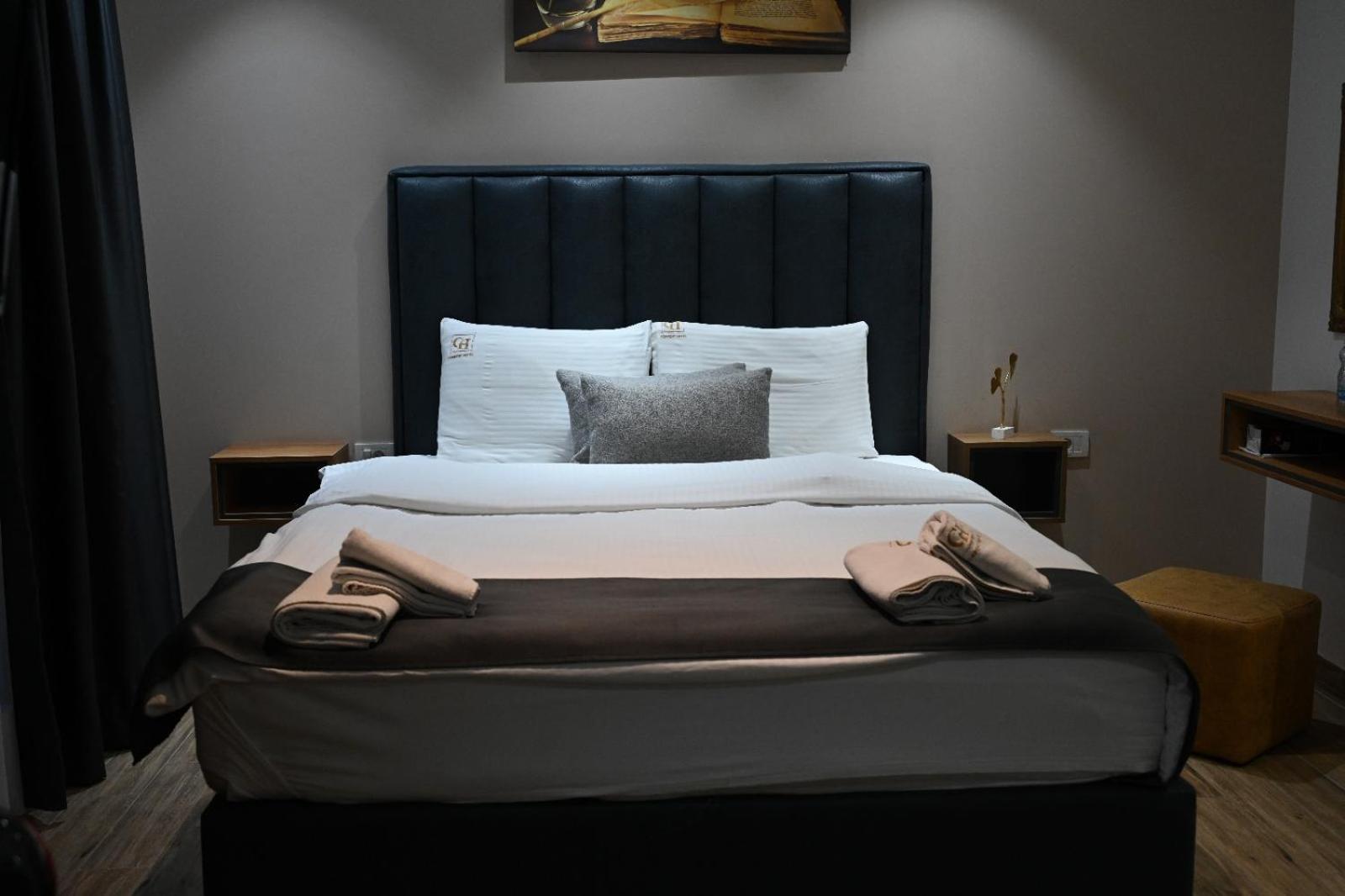 Comfort Hotel ストルガ エクステリア 写真